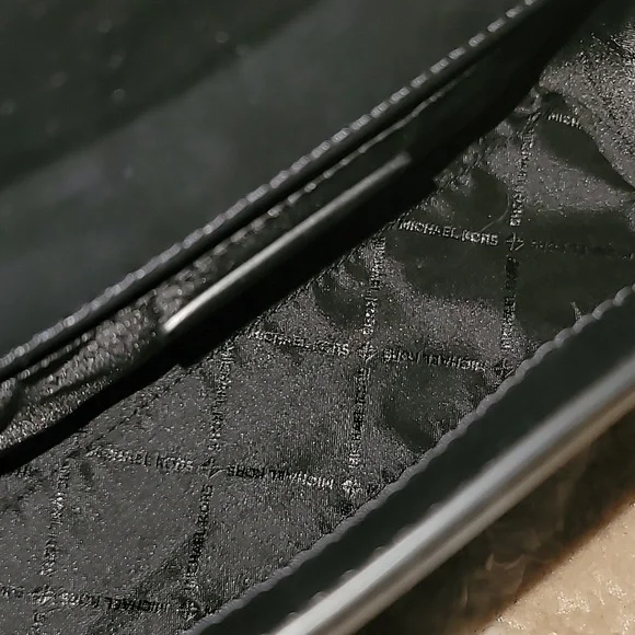 Michael Kors Whitney Shoulder/Crossbody - Picture 3 of 9